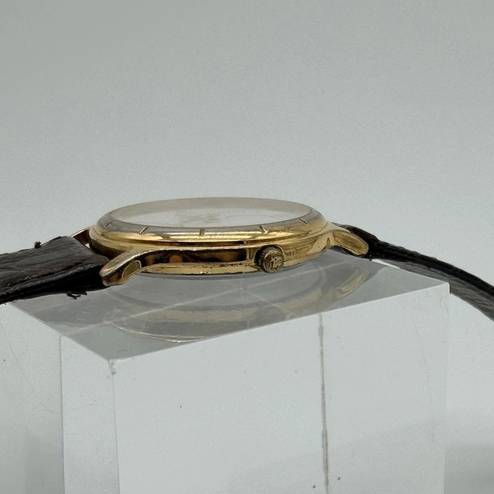 Alfred Hitchcock‎ Logo Image Watches Inc California Japan Movt Gold Tone Watch